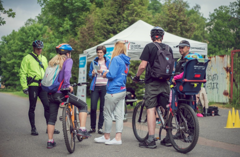 Projekt Na kole jen s přilbou již šestým rokem pomáhá chránit zdraví cykloturistů